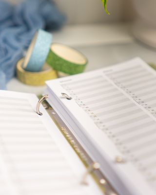 Detaily ✨ Připomínám, že na e-shopu jsou poslední kusy diářových náplní za skvělou nízkou cenu ♥️⭐️ www.nikolaerber.cz...